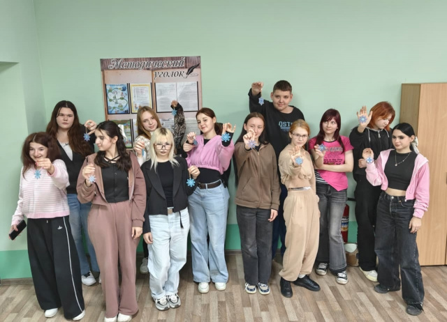 Мастер-класс Сияющая снежинка